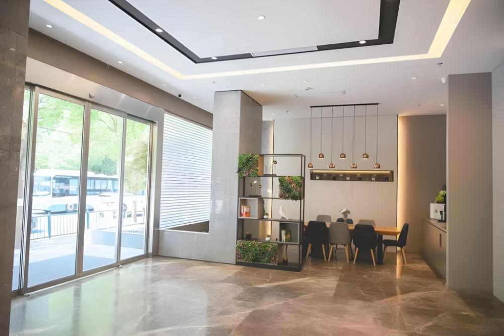 home inn selected hotel shanghai pudong lujiazui oriental pearl store