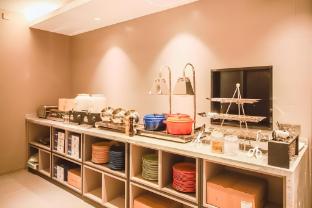 home inn selected hotel shanghai pudong lujiazui oriental pearl store
