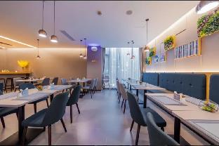 home inn selected hotel shanghai pudong lujiazui oriental pearl store