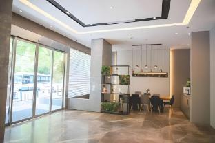 home inn selected hotel shanghai pudong lujiazui oriental pearl store