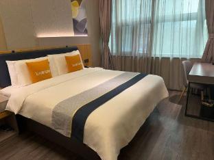 home inn selected hotel shanghai pudong lujiazui oriental pearl store