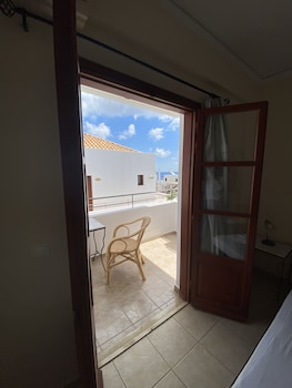 amazones village suites