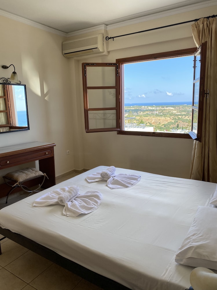 amazones village suites