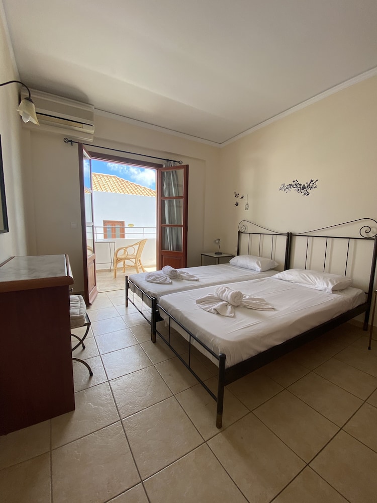 amazones village suites