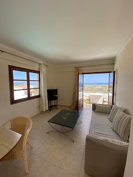 amazones village suites