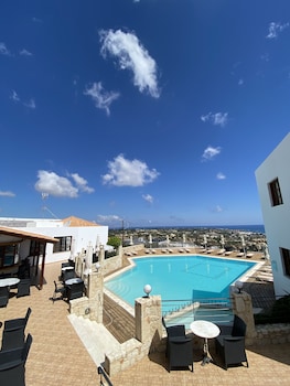 amazones village suites