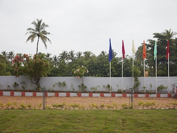 sea queen beach resort and spa