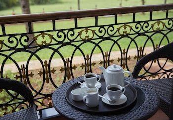 sea queen beach resort and spa