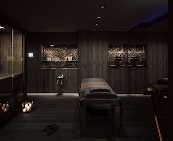 le bijou lintheschergasse 23 zurich hb