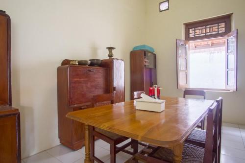 reddoorz letjend s parman pacitan