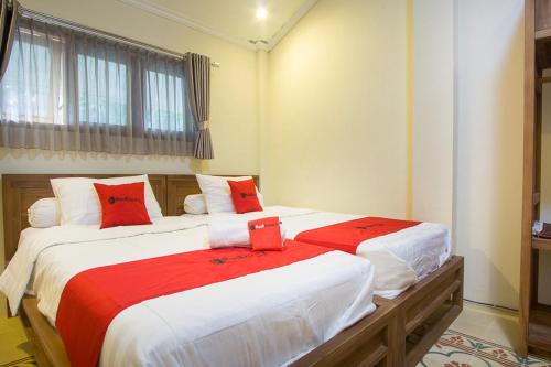 reddoorz letjend s parman pacitan