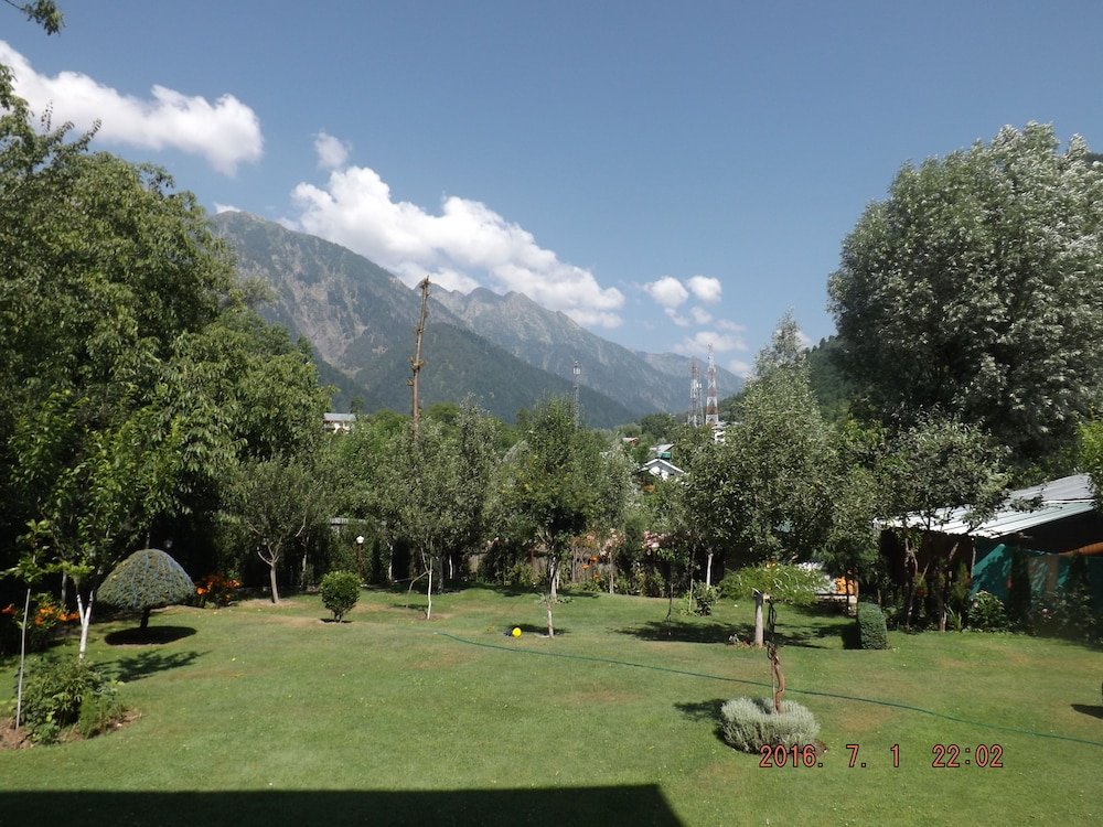 premier pahalgam