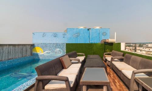 treebo trend royal empire