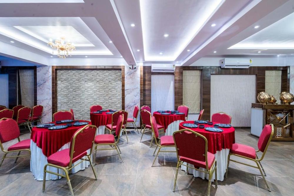 treebo lemon wood suites