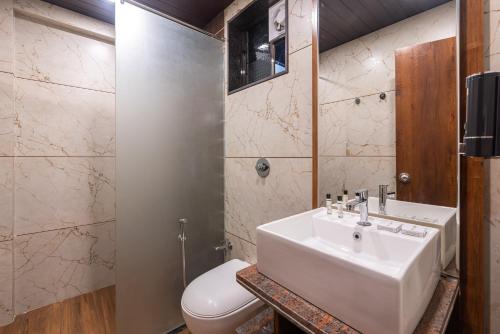 treebo lemon wood suites