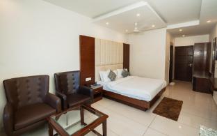 trideus mountain valley resort mussoorie