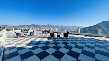 Trideus Mountain Valley Resort - Mussoorie,Kempty Fall Road,4 star