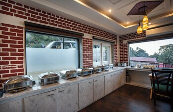 trideus mountain valley resort mussoorie
