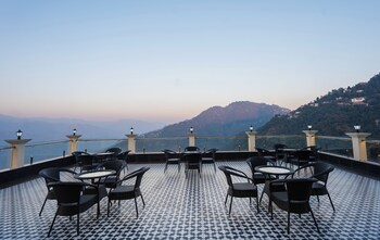 trideus mountain valley resort mussoorie