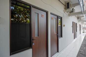 reddoorz near stasiun tawang semarang