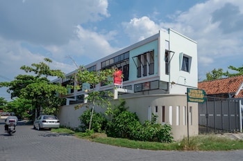 reddoorz near stasiun tawang semarang