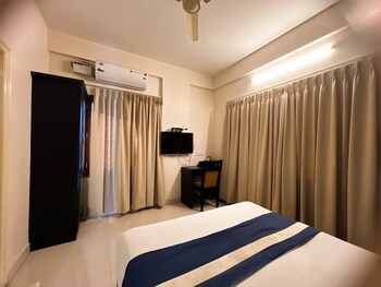 hotel willow tree