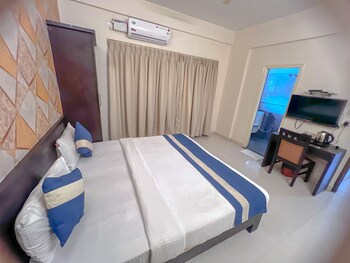hotel willow tree