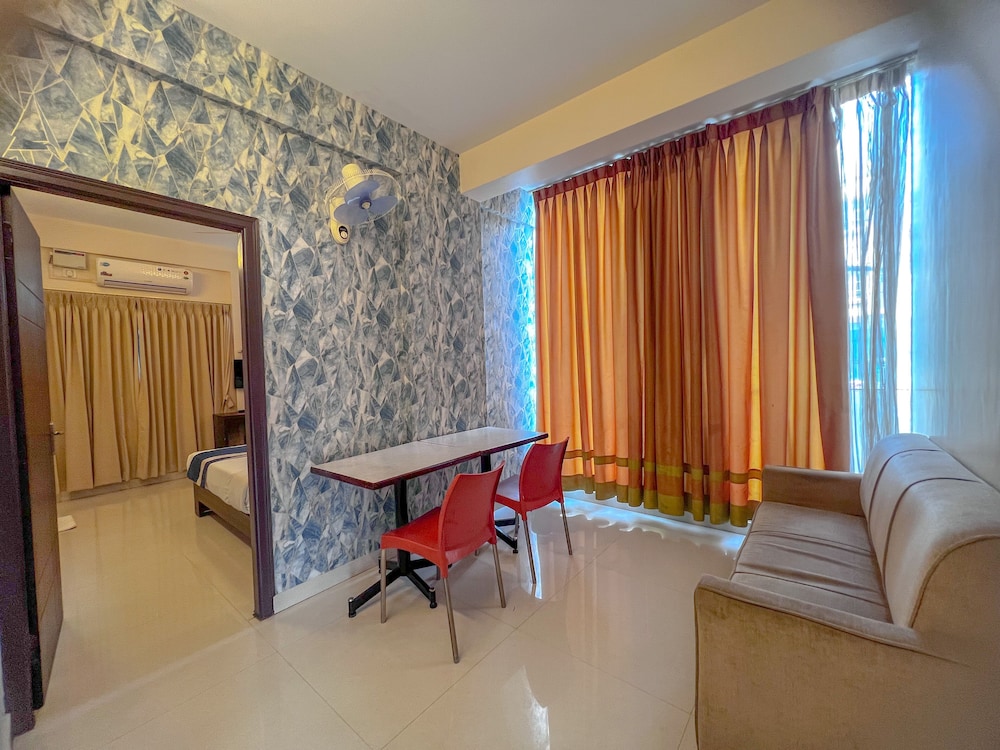 hotel willow tree