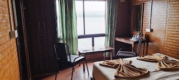 Seascape Floating Paradise,Benaulim,3 star