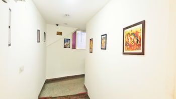 Hotel Delhi Aerocity,Mahipalpur>>Delhi,3 star