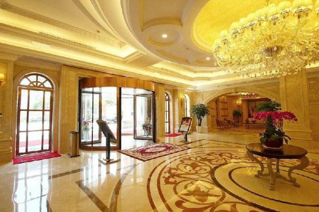 vienna waigaoqiao