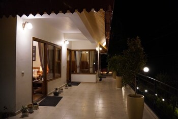 The Dharmas Resort,Ranikhet,3 star