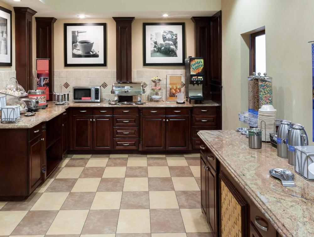 hampton inn and suites dallas arlington south