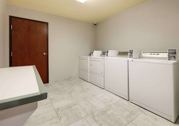 hampton inn and suites dallas arlington south