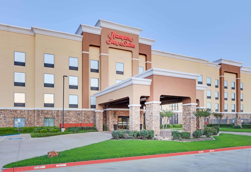 hampton inn and suites dallas arlington south
