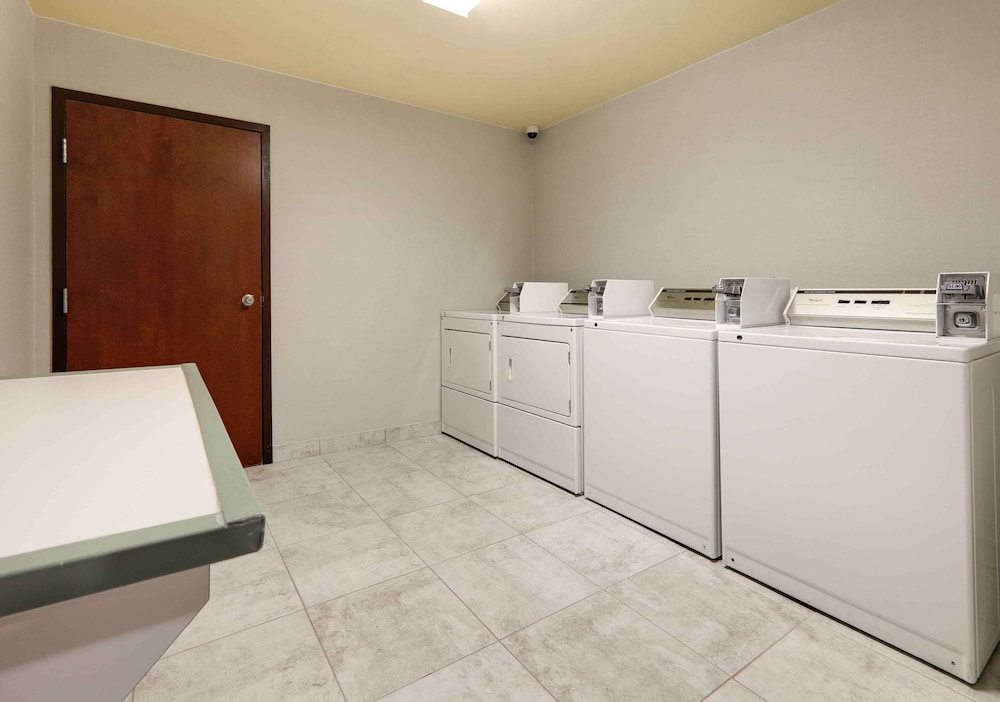 hampton inn and suites dallas arlington south