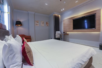aceotel select aria a luxury boutique hotel
