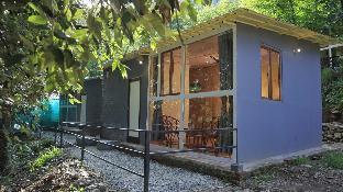 arahnyam pool side cafe and resort