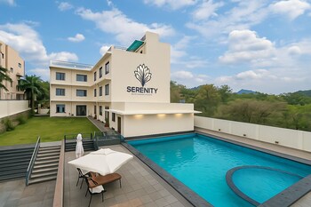 serenity hill resort near 2km fateh sagar lake udaipur