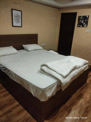 Omr Grand Inn,Thiruporur,3 star