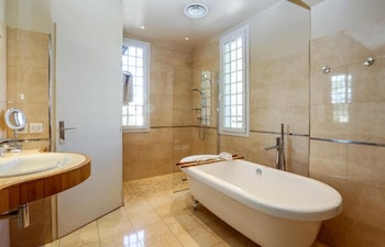 Le Relais De La Poste,Landes>>Biarritz,4 star