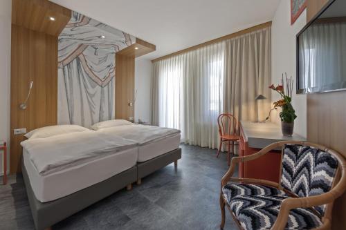 albergo carcani