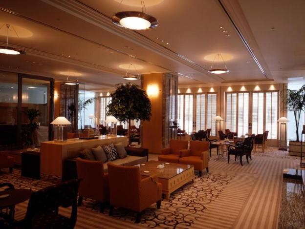 rembrandt hotel ebina