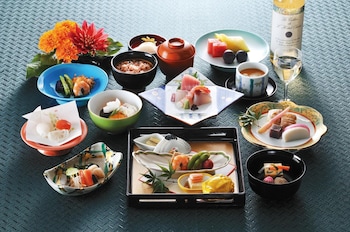 rembrandt hotel ebina