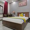 Itsy Hotels Hamlets Stay,Gautam Buddh Nagar>>Delhi,4 star