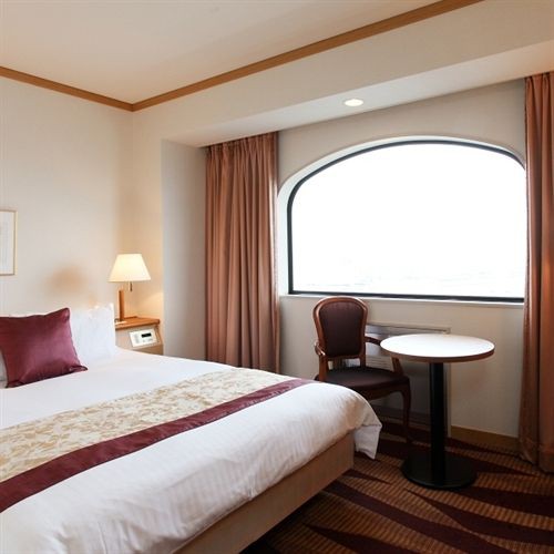 Hotel Plaza Kobe,Ashiya>>Amagasaki,4 star