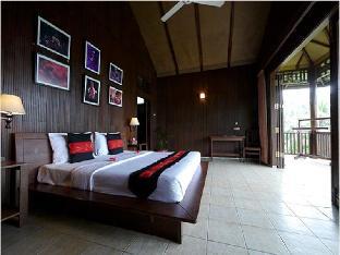 Black Sand Dive Retreat,,3 star
