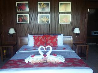 Black Sand Dive Retreat,,3 star