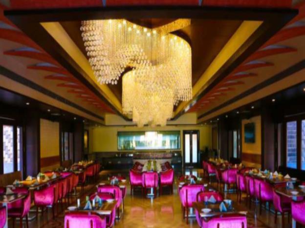 crescent spa and resorts indore