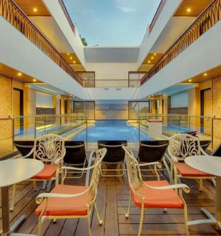 crescent spa and resorts indore